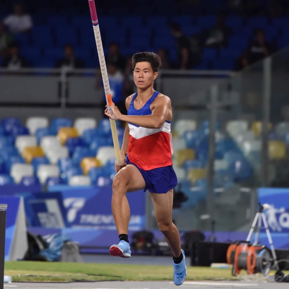 Pinoy Pole Vaulter Barges in World’s Top 10 Rankings