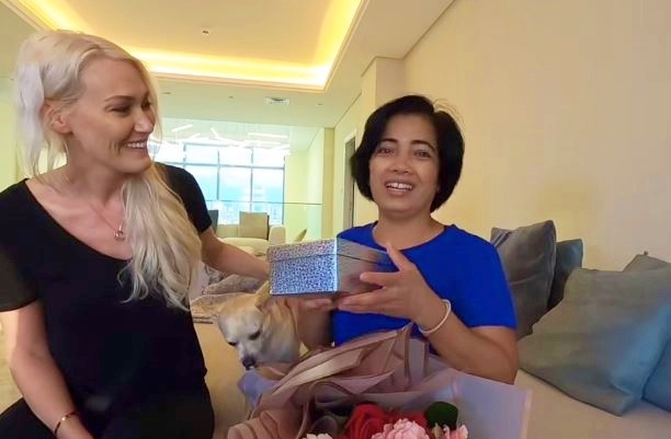 Supercar Blondie Surprises Filipina Employee with Lifetime Savings of Cash
