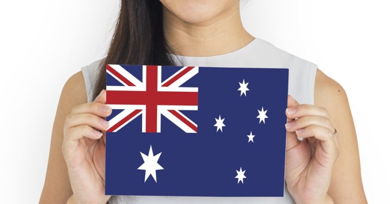 here-s-what-you-need-to-know-about-visas-and-work-permits-in-australia