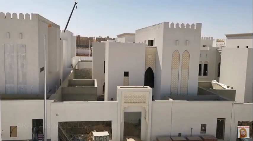[WATCH] A Day in the Life of a Filipino Construction Project Manager in Saudi Arabia