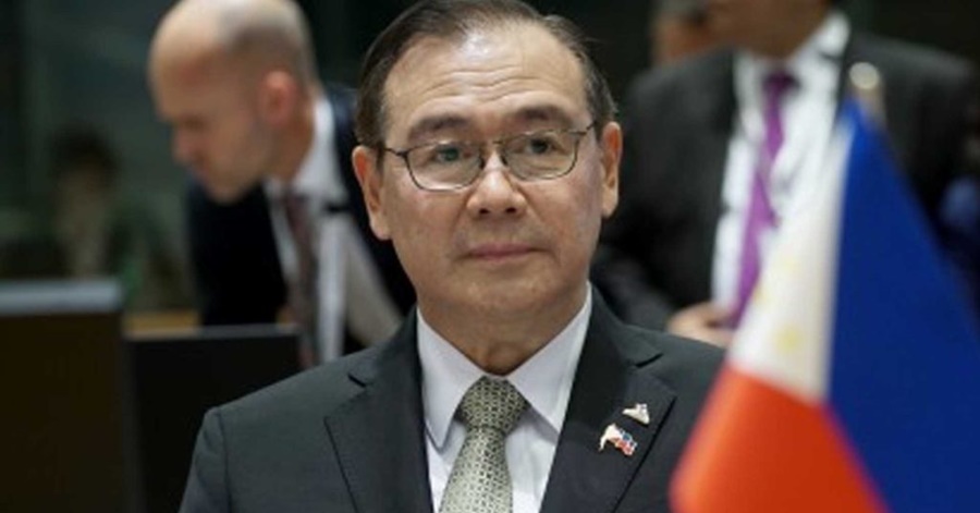 Foreign Affairs Secretary Locsin Recommends Lifting Cap On Passengers As PH Flight Prices Soar