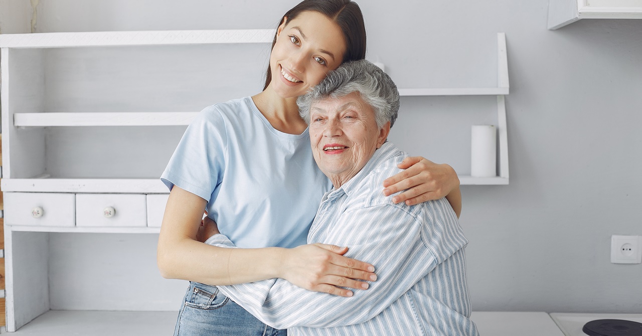 salary of a caregiver in the UK